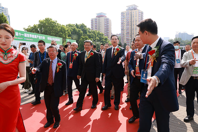 XUBO9983.jpg XUBO9983.jpg