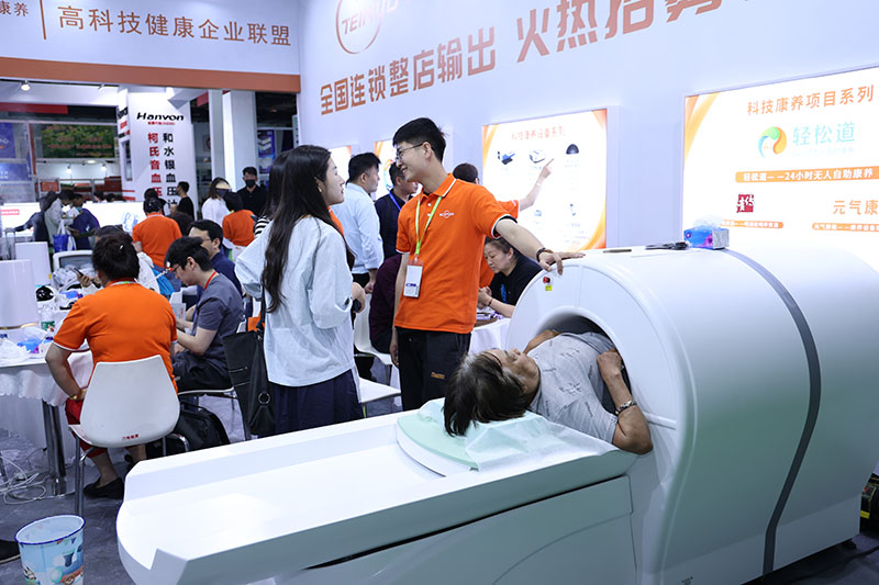 195A3825.jpg 195A3825.jpg