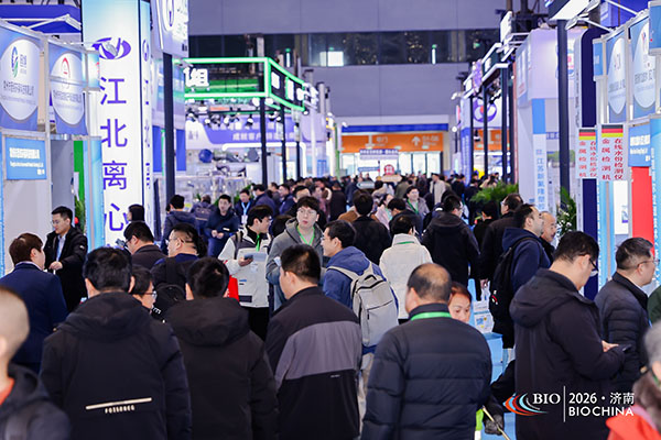 XMQ_2140.JPG XMQ_2140.JPG